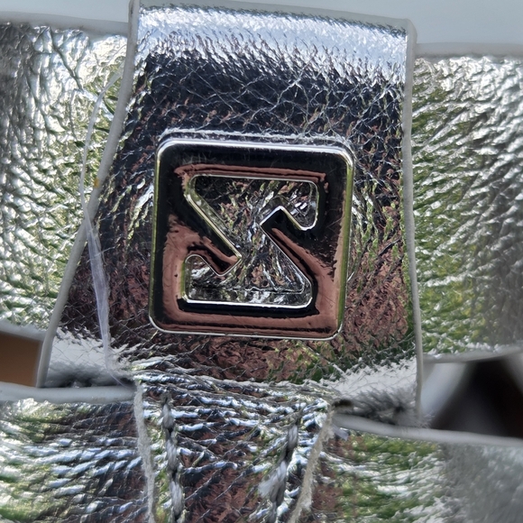 Sarto By Franco Sarto Rosa Flat Sandal Size-8 NWOT - Picture 11 of 13